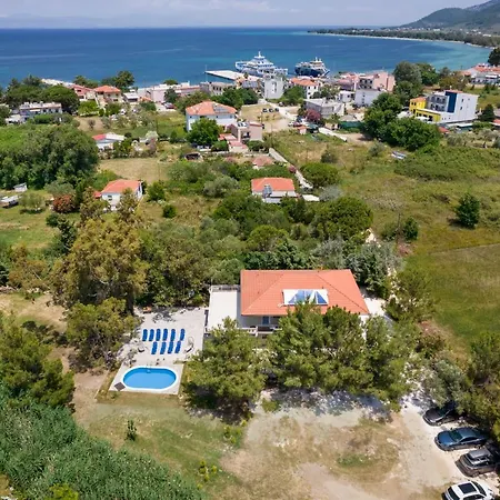 アパートホテル Marti Garden Órmos Prínou