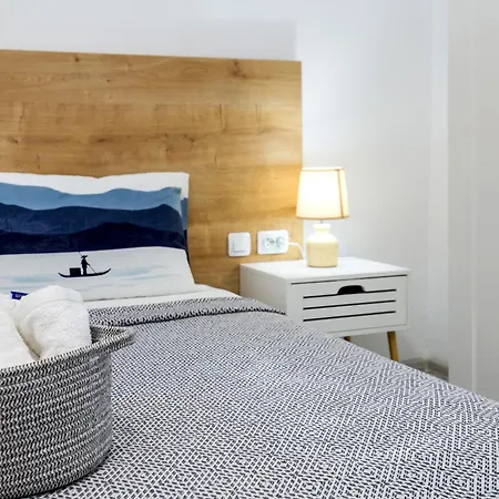 Villa Marti Garden - budget studios 3* Órmos Prínou