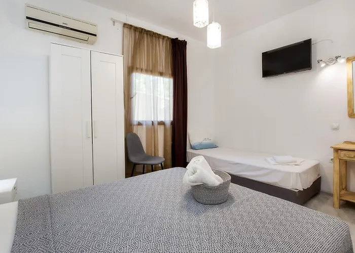 Marti Garden Apartahotel